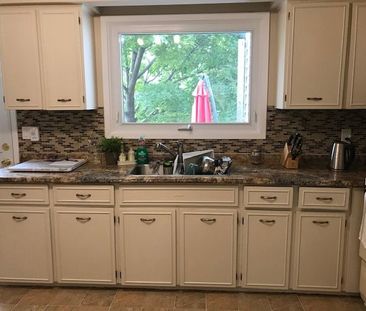 For Lease - 1088 Pearson Drive Unit# Upper, Oakville, Ontario - Photo 5