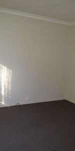 ONE BEDROOM FLAT - Photo 4