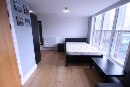 Studio to rent - Photo 3
