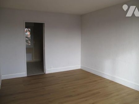 Location Appartement à Bois-Guillaume - Photo 2