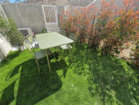 Appartement 3 pièces 60m2 MARSEILLE 6EME 1 433 euros - Photo 2