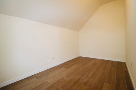 For Lease - 647 Talbot Street Unit# A, St. Thomas, Ontario - Photo 4