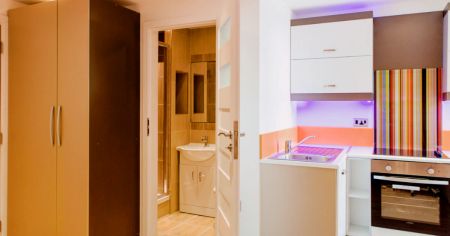 Studio 104 - Photo 5