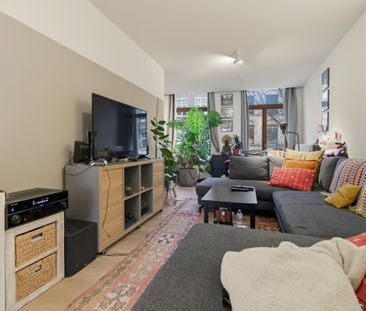 Ruim appartement met 4 slaapkamers en zonnig terras te huur - Photo 2