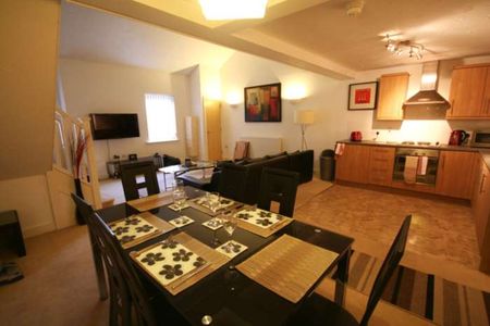 Boteler Court Elphins Drive, Wilderspool Park, Warrington - Photo 3