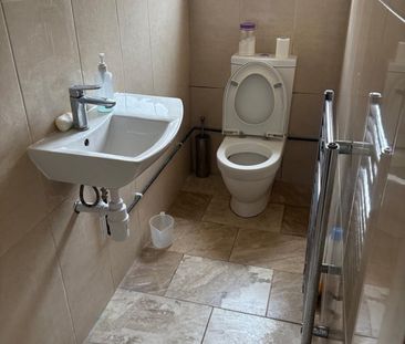 Room in a Shared House, Cowley Road, IG1 - Photo 5