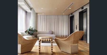 Furnished 3 Bedroom Apartment - Walk to James St & HSW - Photo 3