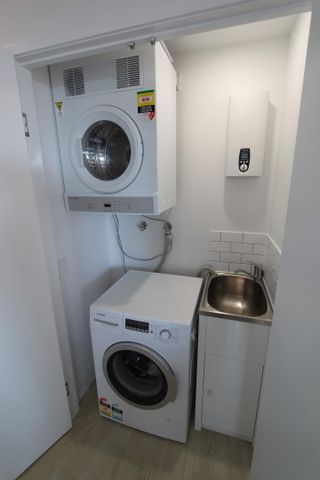 602/10 Norton Street, Upper Mount Gravatt QLD 4122 - Apartment For Rent | Domain - Photo 5