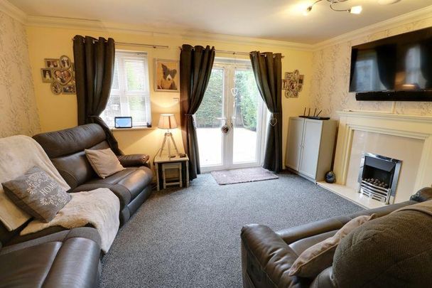 3 bedroom townhouse to rent - Photo 1