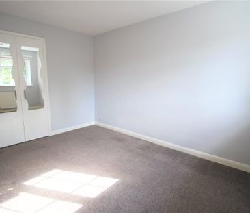 3 Bedroom House - Eastways, Bishops Waltham - Photo 1