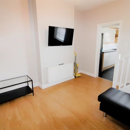 3 Bed 1 Bath - Photo 1