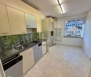 4.5 Zimmer, 90 m², 2. Stock - Foto 1