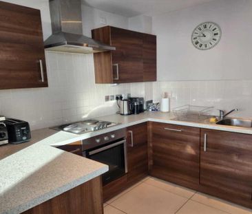 Apt 10-04 The Obel, 62 Donegall Quay, Belfast, BT1 3NH - Photo 3