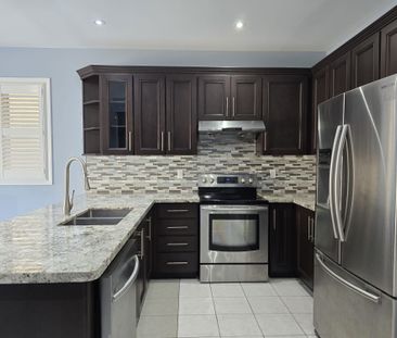 For Lease - 66 Hopkins Crescent, Bradford West Gwillimbury, Ontario - Photo 6