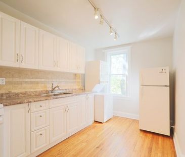 For Lease - 1481 Queen Street Unit# Upper, Toronto, Ontario - Photo 5