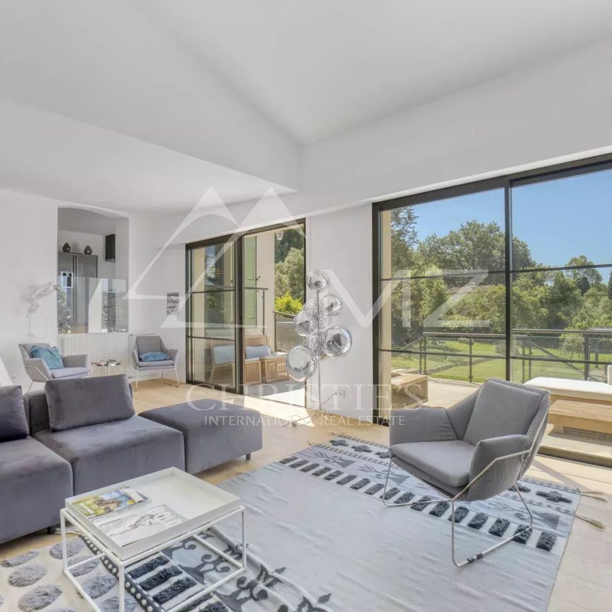 Valbonne - A pied du village - 4/5 chambres - Photo 1