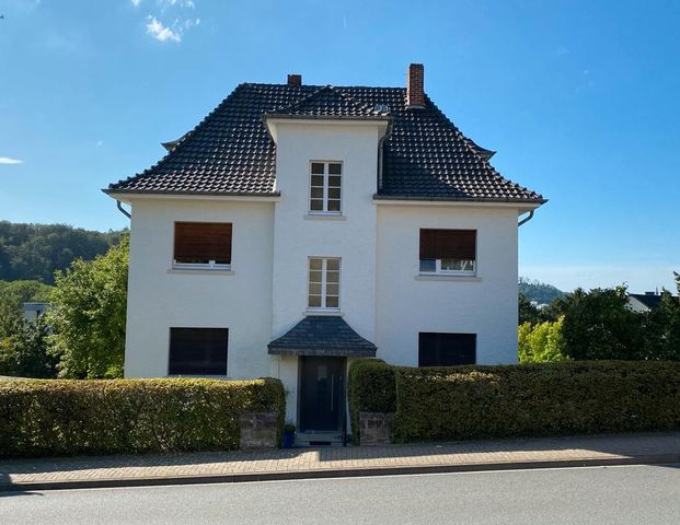 Altbauwohnung EG Hochpaterre 3,5 Zi in Alt-Arnsberg Ringstr. 136 - Photo 1