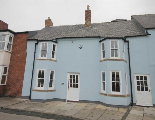 4 bedroom private hall to rent - Photo 1