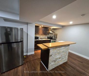 35 Woodcrest Court - Photo 6