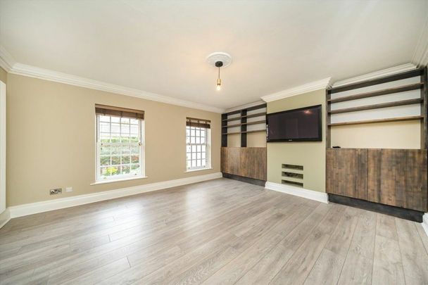 Seaton Close, Putney, SW15 - Photo 1