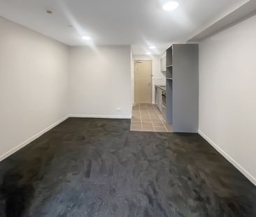 CITY CENTRE, 1 Bed + 1 Car park - Photo 6