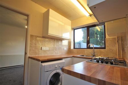 3 bedroom house to rent - Photo 3