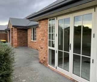 Low Maintenance & Great Location - Photo 1