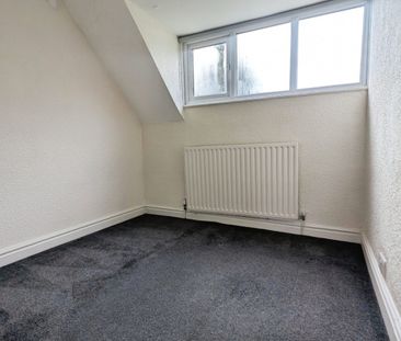 4 bedroom House To Let - Photo 5