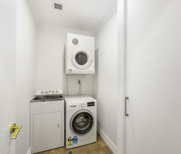 Amazing Central Location! - Photo 2
