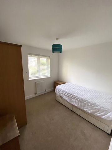3 bedroom terraced house to rent - Photo 4