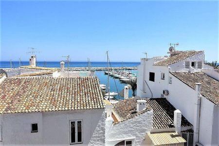 Apartment for rent in Marbella - Puerto Banus - Photo 4