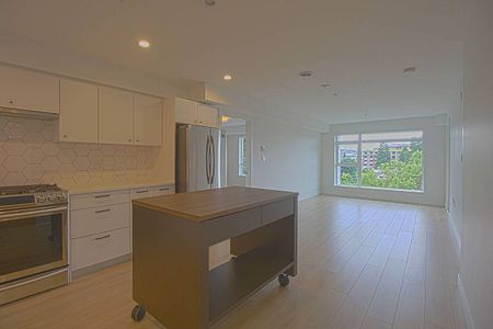 405 1519 Crown St, North Vancouver - Photo 5