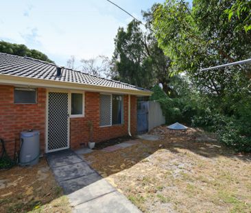 Cute duplex in central location - Photo 1