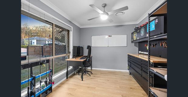 Family home - Photo 1