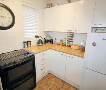 2 bedroom detached house to rent - Photo 1