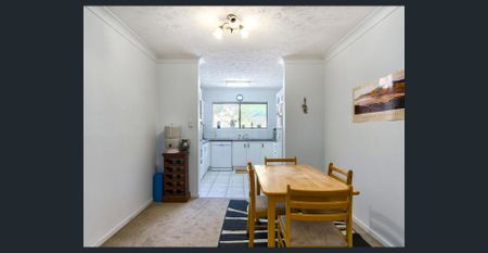 Spacious Apartment in Leafy Highgate Hill! - Photo 5