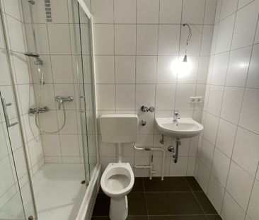 Mietwohnung in Erlangen - Großzügig wohnen über den Dächern Erlangens! - Foto 3