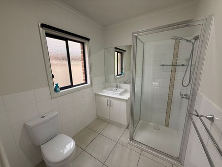 Three Bedroom Home - Photo 3