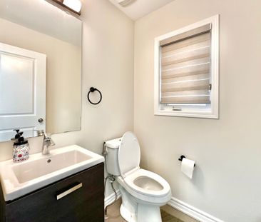 For Lease - 7790 Buckeye Crescent, Niagara Falls, Ontario - Photo 1