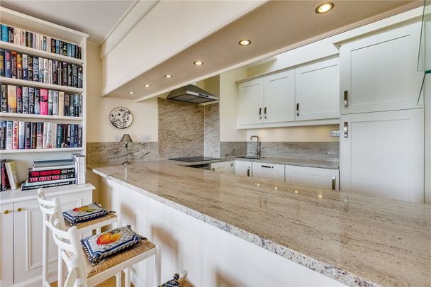 Hereford House, 11 Ovington Gardens, Knightsbridge, London, SW3 - Photo 1