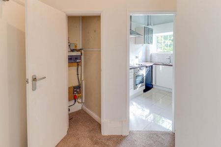 1 bedroom apartment to rent - Photo 4