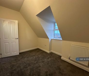 4 bedroom detached house to rent - Photo 6