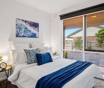 Charming & carefree abode - Photo 5