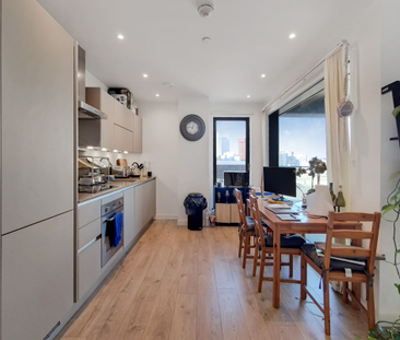 Great Eastern Road, London, E15 - Photo 6