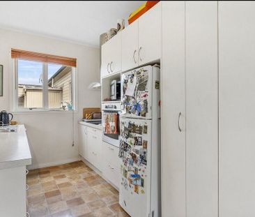 St Kilda Oasis - 2 Bedroom Cat Friendly Flat - Photo 6