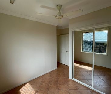 Tidy 3 Bedroom Home - Photo 2