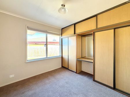 Charming Family Home in Prime Location - Photo 2