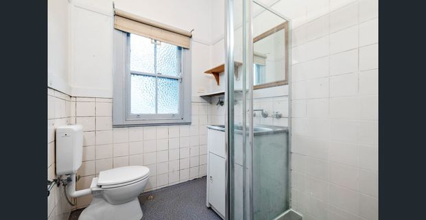 Semi-detached home in the heart of Hornsby! - Photo 1