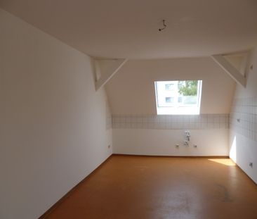 Helle Dachgeschosswohnung – ideal für Paare oder kleine Familien - Photo 4