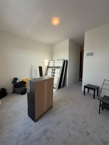 For Lease - 60 Oakmont Drive, Loyalist, Ontario - Photo 4